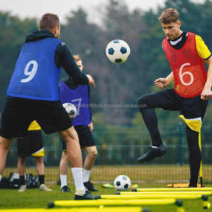 Babero de entrenamiento de fútbol de secado rápido para adultos Chaleco de malla con estampado de logotipo de fútbol Jersey de ropa de fútbol para adultos - Product Image 2