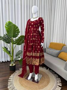 LANZANDO NUEVA FIESTA FESTIVA SALWAR KAMEEZ con DUPATTA TELA DE ALGODÓN y TRABAJO TEJIDO GRANDE - Product Image 3