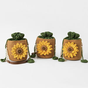 Sac seau au crochet Tournesol pour femme, sac fourre-tout en laine tricotée à double motif Tournesol, chaîne de perles tressée, motif dessin animé, fait main en laine tissée - Product Image 4