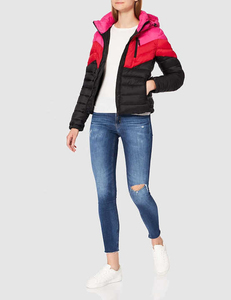 <b>Cropped</b> <b>Women</b> Knitted <b>Puffer</b> <b>Jacket</b> Regular Thick Quilted Coat Warm Hooded Outerwear Eco-Friendly Breathable Fashion Trendy - Product Image 3