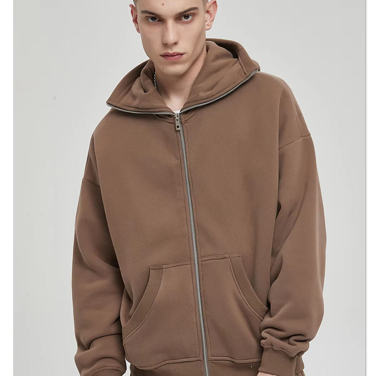 Wholesale Custom Vintage Black Sports Hoodie 52% Cotton