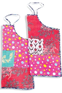 Tablier indien vintage Kantha Sari, tablier de cuisine élégant en coton avec poches pour femmes et hommes - Vente en gros de patchwork Kantha coloré - Product Image 5