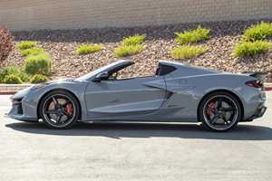 Corvette E-Ray Coupé 2024, 655 HP, Híbrido V8, Tracción en las Cuatro Ruedas, Emisión Euro IV, 5 Plazas, Acabado 2LZ, Color Gris Sea Wolf Tricoat, Sin Modificar - Product Image 3