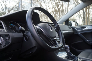 PRÊT À CONDUIRE - VÉHICULE D'OCCASION À VOLANT À GAUCHE |   18K-MILEAGE 2020 LANND RANNGEE ROVVVERRR SPORTTSS SVR - Product Image 3