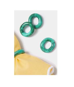 Ronds de serviette exclusifs en résine fabriqués à la main pour un dîner haut de gamme avec des détails inspirés du luxe et une finition de qualité supérieure - Product Image 6