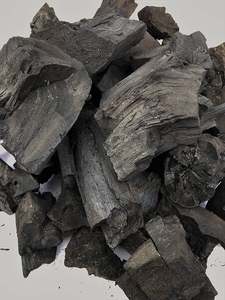 Fourniture en gros en vrac naturel de charbon de bois de qualité supérieure pour la cuisson au barbecue Chauffage utilisation industrielle et de l'industrie hôtelière - Product Image 2