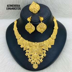 ชุดสร้อยคอโซ่ชุบทอง18K สไตล์ล่าสุดสำหรับผู้หญิงเครื่องประดับดีไซน์ดอกไม้ที่ทันสมัย - Product Image 1