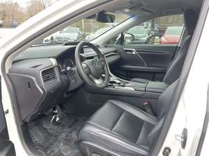 L_ex_us R X 350 2019, très propre / Disponible à la vente, faible kilométrage, moteur essence, véhicule bien entretenu et sans accidents, ventes rapides - Product Image 6