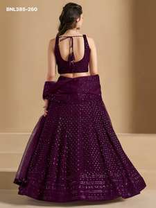 Fournisseur de Lehenga Choli en Georgette avec broderie en Resham et sequins, design Evergreen, de Surat, à prix de gros - Product Image 6