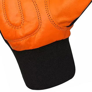 Guantes de gimnasio de cuero PU de medio Dedo de calidad superior Impresión de logotipo personalizado para levantamiento de pesas al aire libre Entrenamiento deportivo Manoplas de fitness - Product Image 3