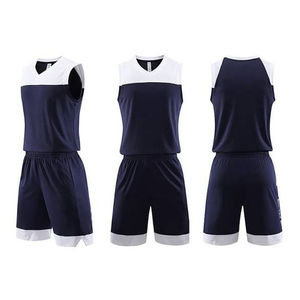 Kit de baloncesto transpirable, camiseta y pantalones cortos de equipo personalizados, tela anticontracción, ropa deportiva cómoda - Product Image 4