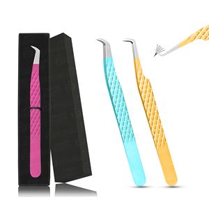 Pince à cils en acier inoxydable avec embouts en fibre confortables Facile à utiliser pour une pointe pointue à tension légère - Product Image 2