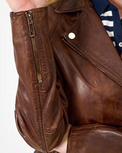 2025 nouveau Look conception personnalisée en cuir véritable femmes vestes personnalisé Logo impression haute qualité en cuir femmes vêtements vêtements - Product Image 3