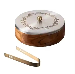 Cazuela de olla caliente de estilo árabe moderno con diseño de madera y tapa de metal pulido plateado, perfecta para buffet y cenas de Oriente Medio - Product Image 4