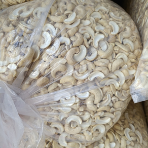 Noix et noyaux à délai de livraison court, noix de cajou WS LP SP Kaju, noix de cajou cassées SANTIGO - Product Image 1