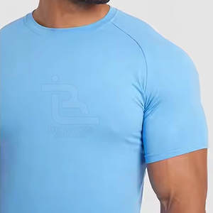 Style personnalisé T-shirt Muscle Fit pour hommes décontracté couleur unie 100% coton tissu confortable fabriqué au Pakistan - Product Image 4