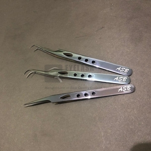 แหนบขนตาปลอมแบบใช้มือที่ทดสอบอย่างยั่งยืนแหนบขนตาแบบกำหนดโลโก้ได้เองจากญี่ปุ่นพลาสม่าสีดำ - Product Image 6