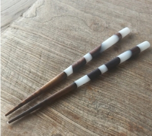 แท่งสับไม้แฟนซีสำหรับรับประทานอาหารและโต๊ะผลิตภัณฑ์ตกแต่งบ้านโดยโดดเด่น - Product Image 2