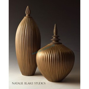 Autocollant en émail brillant brillant Urnes et ustensiles funéraires Design minimaliste Mémorial Pots et bocal de cendres d'un être cher Prix attractif - Product Image 3