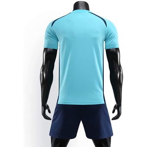 Camiseta de fútbol retro de secado rápido de calidad tailandesa de grado superior al por mayor, camiseta de fútbol clásica para hombre, ropa de fútbol personalizable - Product Image 1