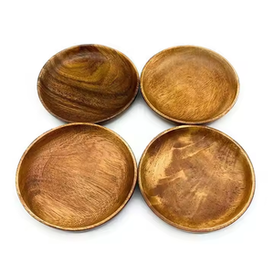 Assiette ronde en bois réutilisable écologique Vaisselle Assiette à pain aux fruits faite à la main par Crescent Crafts - Product Image 2