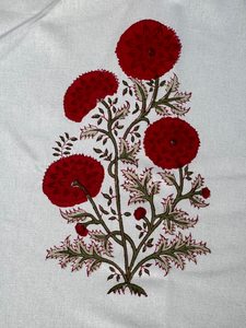 ผ้าปูโต๊ะกลมผ้าฝ้ายแท้พิมพ์ลายดอกไม้สีแดงทำมือ สำหรับงานแต่งงาน งานเลี้ยงที่บ้าน งานปาร์ตี้ และใช้งานกลางแจ้ง (สามารถปรับแต่งได้) - Product Image 3