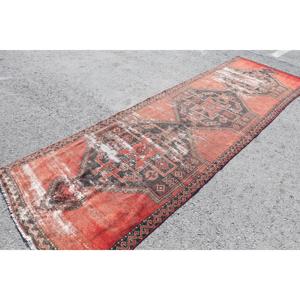 Tapis turc vintage 3,7x12,4 pi (114x378 cm), tapis en laine rouge - Product Image 1