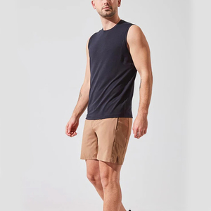 2025 pantalones cortos de gimnasio personalizados para hombre 100% malla de poliéster patrón sólido con logotipo personalizado cintura elástica estilo informal de verano - Product Image 1