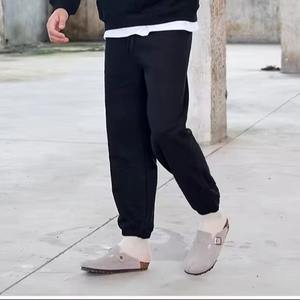 Pantalons et pantalons de jogging décontractés de qualité supérieure fabriqués sur mesure pour hommes Pantalons de survêtement en toile OEM avec coupe Streetwear - Product Image 2
