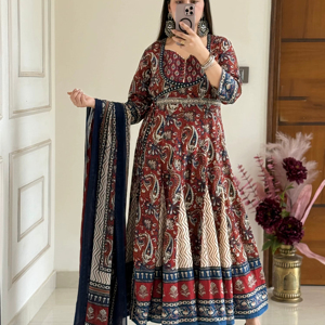 Thobe Musulmán Azul de Alta Calidad para Hombre, Manga Larga, Estilo Étnico Tradicional, Cuello Alto Personalizado, Túnica Estilo Africano, Salwar Kameez - Product Image 1