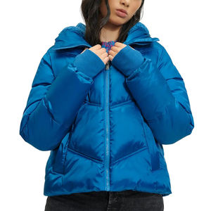 Veste surdimensionnée rembourrée de qualité supérieure pour femmes manteau d'hiver chaud et respirant de haute qualité col montant en fourrure logo personnalisé pour l'extérieur - Product Image 1