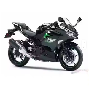 Moto sportive Ninja 400 2022 avec une vitesse maximale de plus de 80 km/h et un moteur à balais - Product Image 1