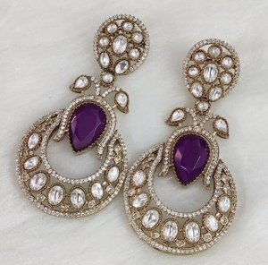 Pendientes Tradicionales Indios de Lujo para Mujer con Piedras Dobles de Polki en Latón, Ideales para Fiestas y Ocasiones Especiales - Product Image 6