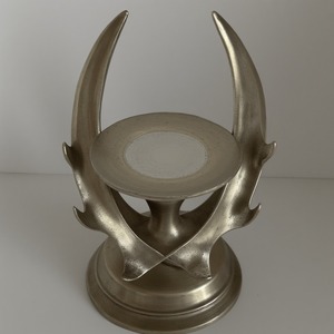 Portavelas de cuerno de Reno fundido de aluminio elegante con artesanía artesanal de tono plateado pulido diseñada para Decoración - Product Image 3