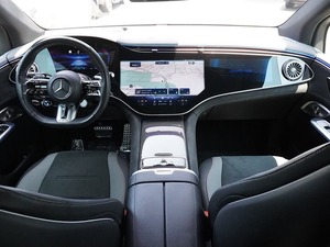 Mercedes-Benz E-QE AMG 2023 Usado en Venta, Color Plateado, Cámara Trasera, Emisión Euro III, 8L - Product Image 2