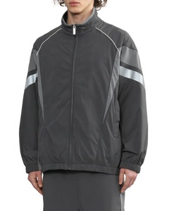 Chaqueta cortavientos impermeable de carcasa blanda con cremallera personalizada para hombre, chaqueta de nailon Unisex con puños elásticos para hombre - Product Image 3