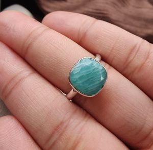 Anillo de Plata de Ley 925 con Amazonita en Corte Cojín y Opciones de Baño de Oro, Joyería de Piedras Preciosas Hecha a Mano, Venta al por Mayor - Product Image 1