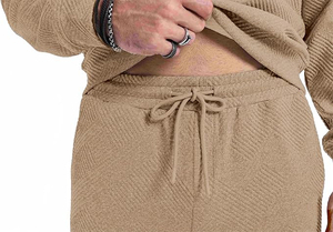 ชุดวอร์มผู้ชายแบบสปอร์ตสีเบจเนื้อผ้ามีเท็กซ์เจอร์ ผลิตตามสั่งขายส่ง เสื้อสเวตเชิ้ตและกางเกงจ็อกเกอร์ ระบายอากาศได้ดี ชุดสองชิ้นคุณภาพพรีเมียม - Product Image 4