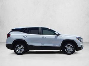 Meilleures ventes 2024 G-M-C T-e-r-r-a-i-n FWD 4dr SLE SUV Automatique - Product Image 2
