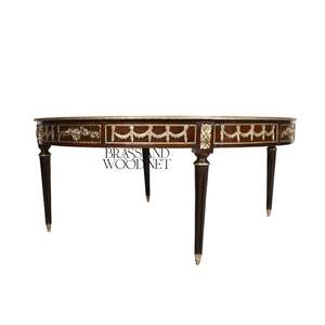 Table basse ronde de luxe avec incrustations en bois complexes et détails en laiton pour une décoration élégante du salon - Product Image 3