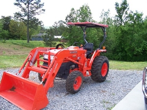 New and Used Kubota L2800 Compact Farm Tractor for Soil Preparation Field <b>Cultivation</b> and Farm Transport - Product Image 3