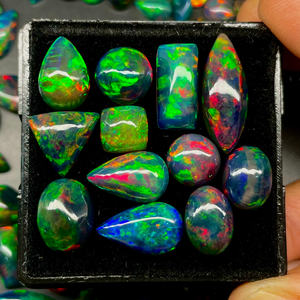 Caja de 12 Uds. Cabujón de ópalo negro Natural 4-6mm buena calidad Multi Flashy Mix Shape Welo Opal fabricación de joyas lote - Product Image 1