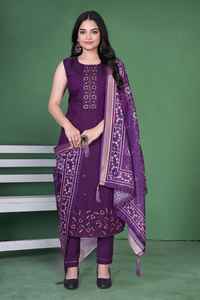 La mayoría de los trajes de mujer de trabajo de hilo bordado de calidad del Vaticano pesado con Dupatta para niñas trajes de uso informal para la venta - Product Image 5