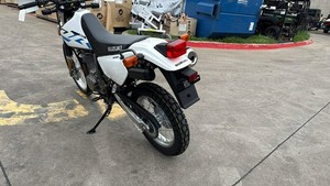 NUEVA Motocicleta Deportiva Doble Propósito Suzuki DR 650S 2026 - Product Image 3