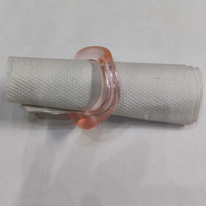 Ensemble d'anneaux de serviette ronds en résine classique Vaisselle de restaurant de noël écologique durable Vaisselle pour la cuisine à domicile - Product Image 3