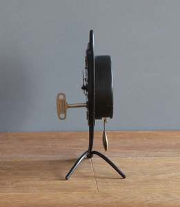 Reloj de mesa de Metal grande personalizado de latón AK con soporte en acabado negro para regalos y Decoración Para sala de estar - Product Image 3