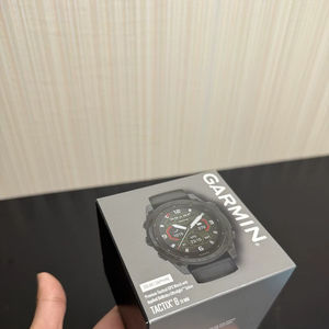 Reloj inteligente GPS táctico premium Germin Tactix 8 AMOLED / con pantalla de carga solar, completamente nuevo y original. - Product Image 1