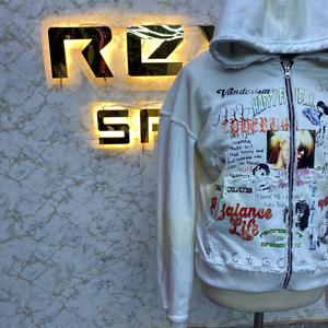 Sudadera con Capucha de Diseño Moderno con Cierre y Detalles Desgastados, Chaqueta con Cierre y Pedrería, Lavado Ácido, Sudadera de Forro Polar para Hombre, Estilo Urbano - Product Image 5