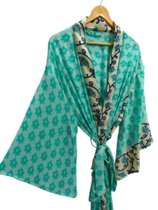 Luxury High demanded Bathrobe <b>Silk</b> Sari <b>Kimono</b> Vintage Sari Robe Soft Beach Party Gown Indian Handmade <b>Silk</b> <b>Kimono</b> for sale - Product Image 4