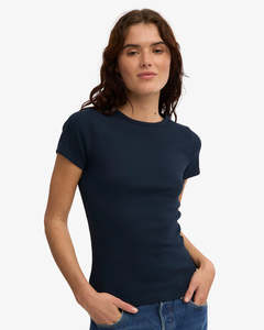 Camiseta de mujer Camiseta de manga corta con cuello redondo Una capa base delgada de moda para camisas de moda de verano - Product Image 6